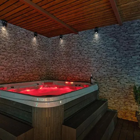 Villa Maria's Luxurious In Koskinou (Rhodes)