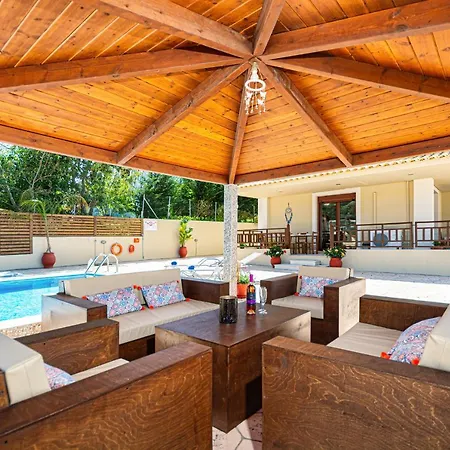 Maria's Luxurious In *