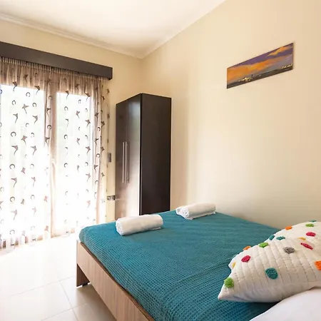 Maria's Luxurious In *