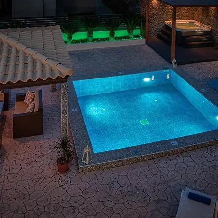 Maria's Luxurious In * Koskinou