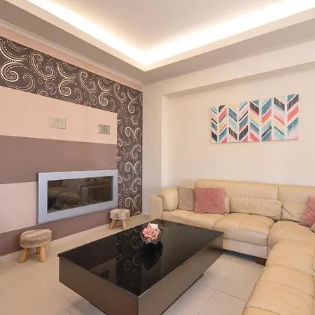 ヴィラ Maria's Luxurious In Koskinou