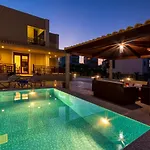 Maria's Luxurious In 别墅