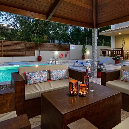 Villa Maria's Luxurious In *