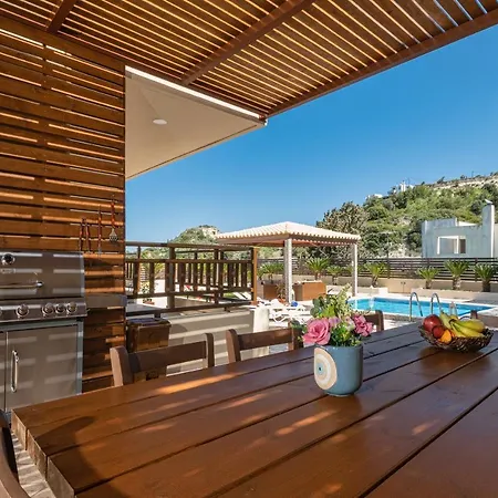 Maria's Luxurious In Villa *