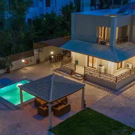 Maria's Luxurious In