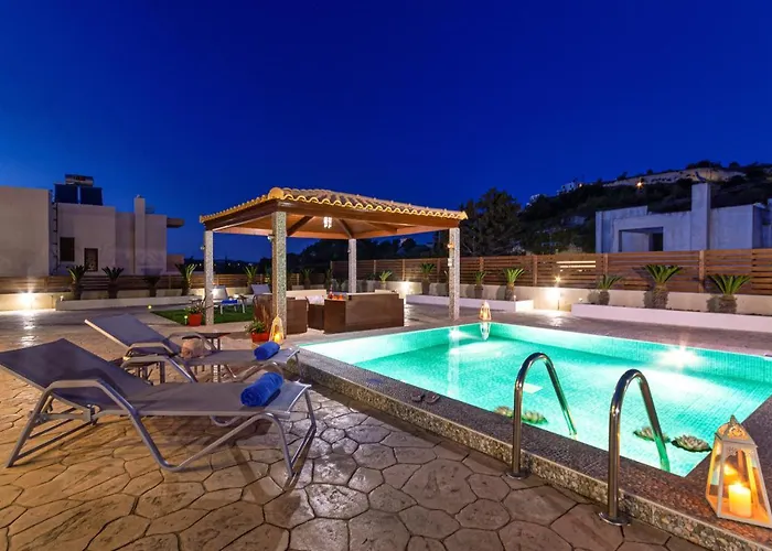 Maria's Luxurious In *