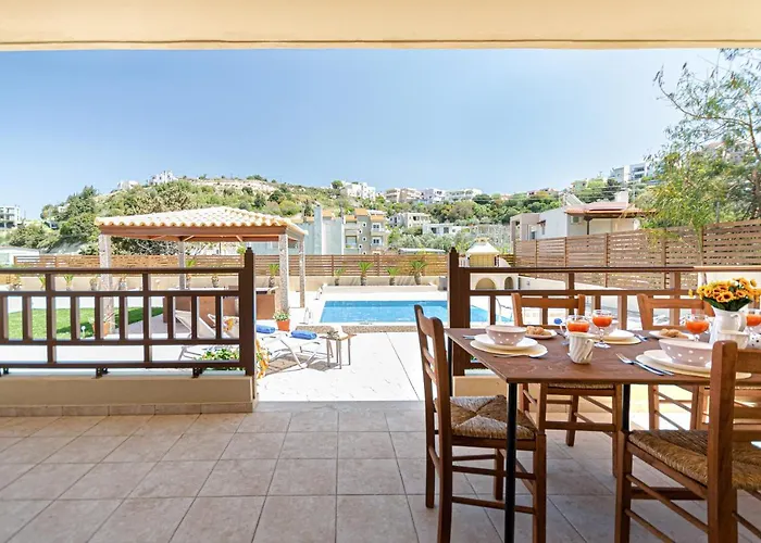 Maria's Luxurious In Villa