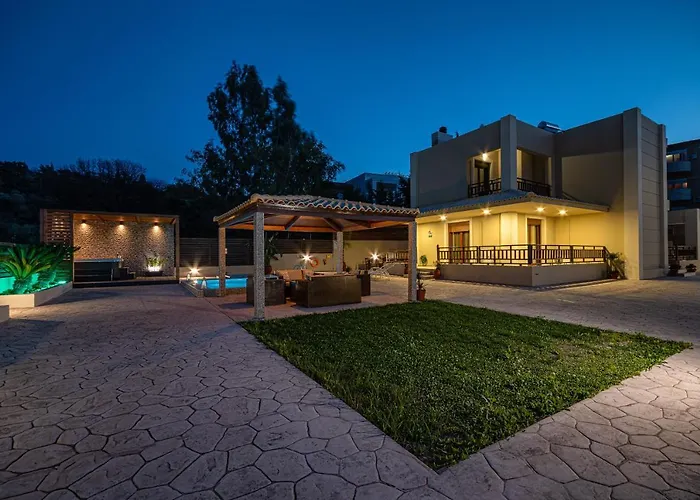 Villa Maria's Luxurious In *