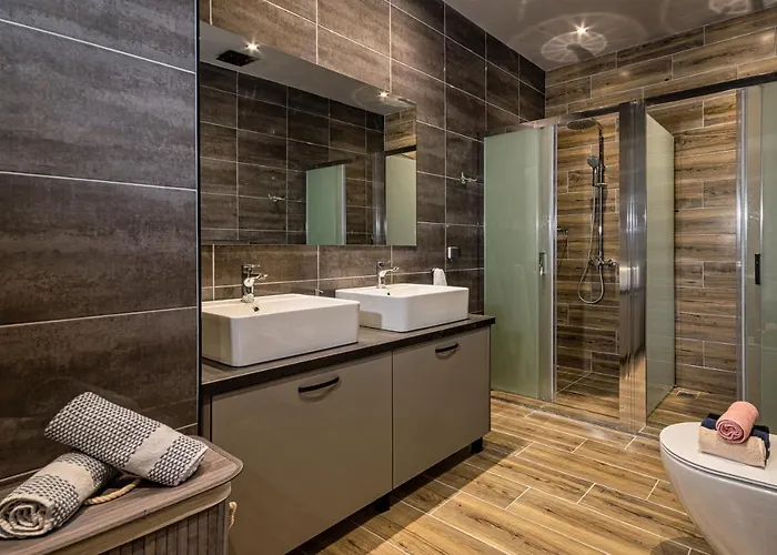 Maria's Luxurious In Villa *