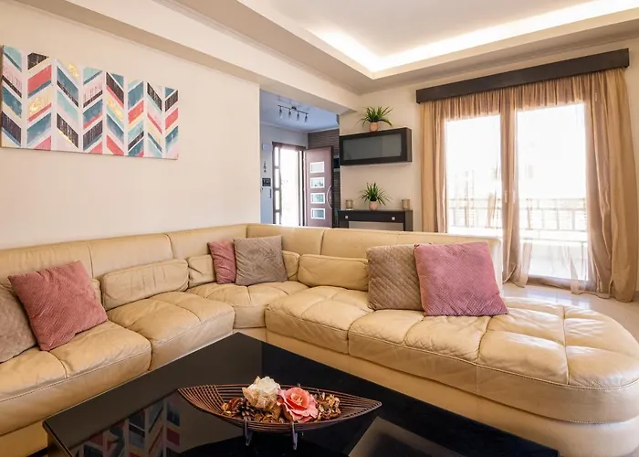 Maria's Luxurious In Villa *