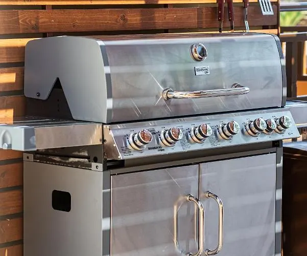 Villa Maria's Luxurious In *