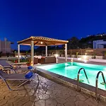 Maria's Luxurious In *