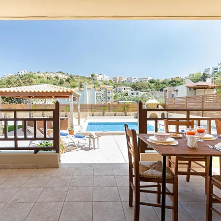 Maria's Luxurious In Villa