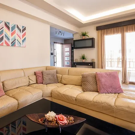 Maria's Luxurious In Villa *