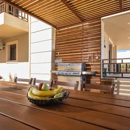 Maria's Luxurious In Villa