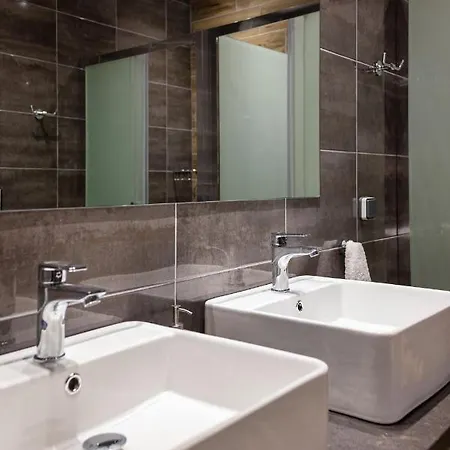 Vila Maria's Luxurious In
